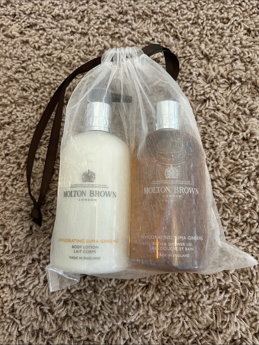 Molton Brown White & Amber Body Lotion and Shower Gel Duo